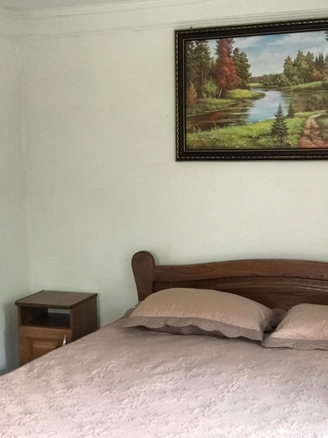 Villa Підскельний Jaremče Esterno foto