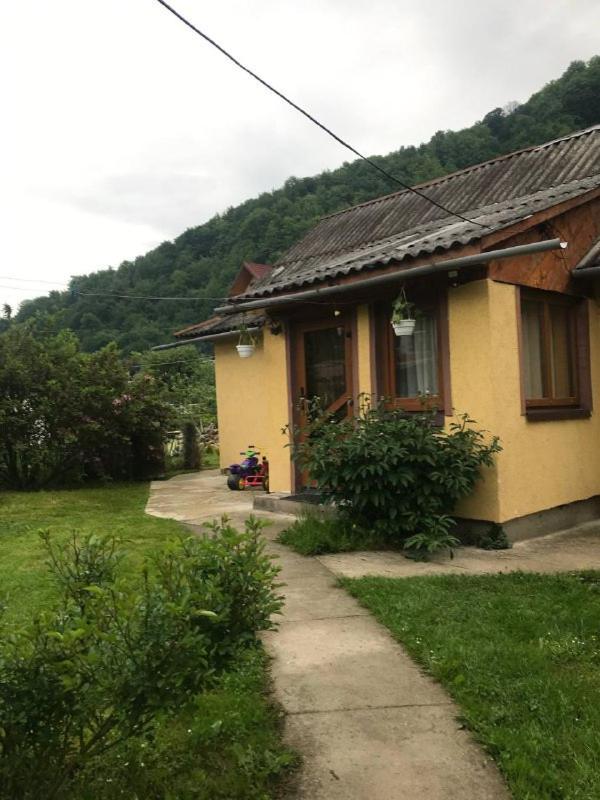Villa Підскельний Jaremče Esterno foto